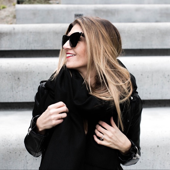 Meet your Posher, Cortney - Picture 3 of 3